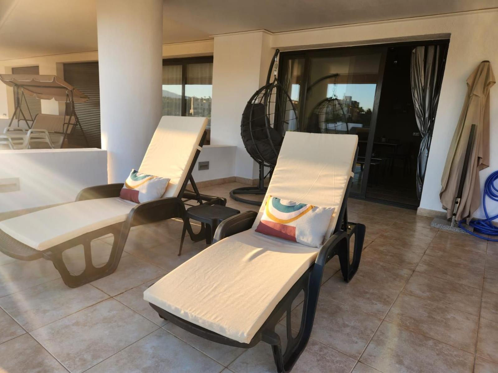 Bajo Con Vistas A La Piscina En Valle Del Este Golf 维拉 外观 照片